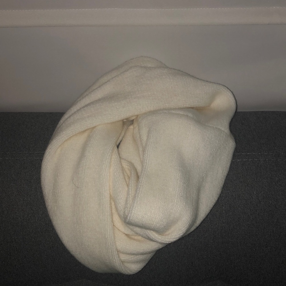 Calvin Klein infinity circle scarf